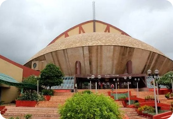 IEM Kolkata
📌 Kolkata, West Bengal